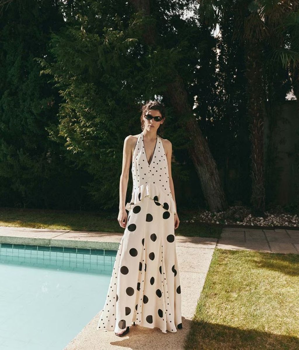 Vestido de la colección de Sfera elegido por Anabel Pantoja para la noche del 'pescaíto'