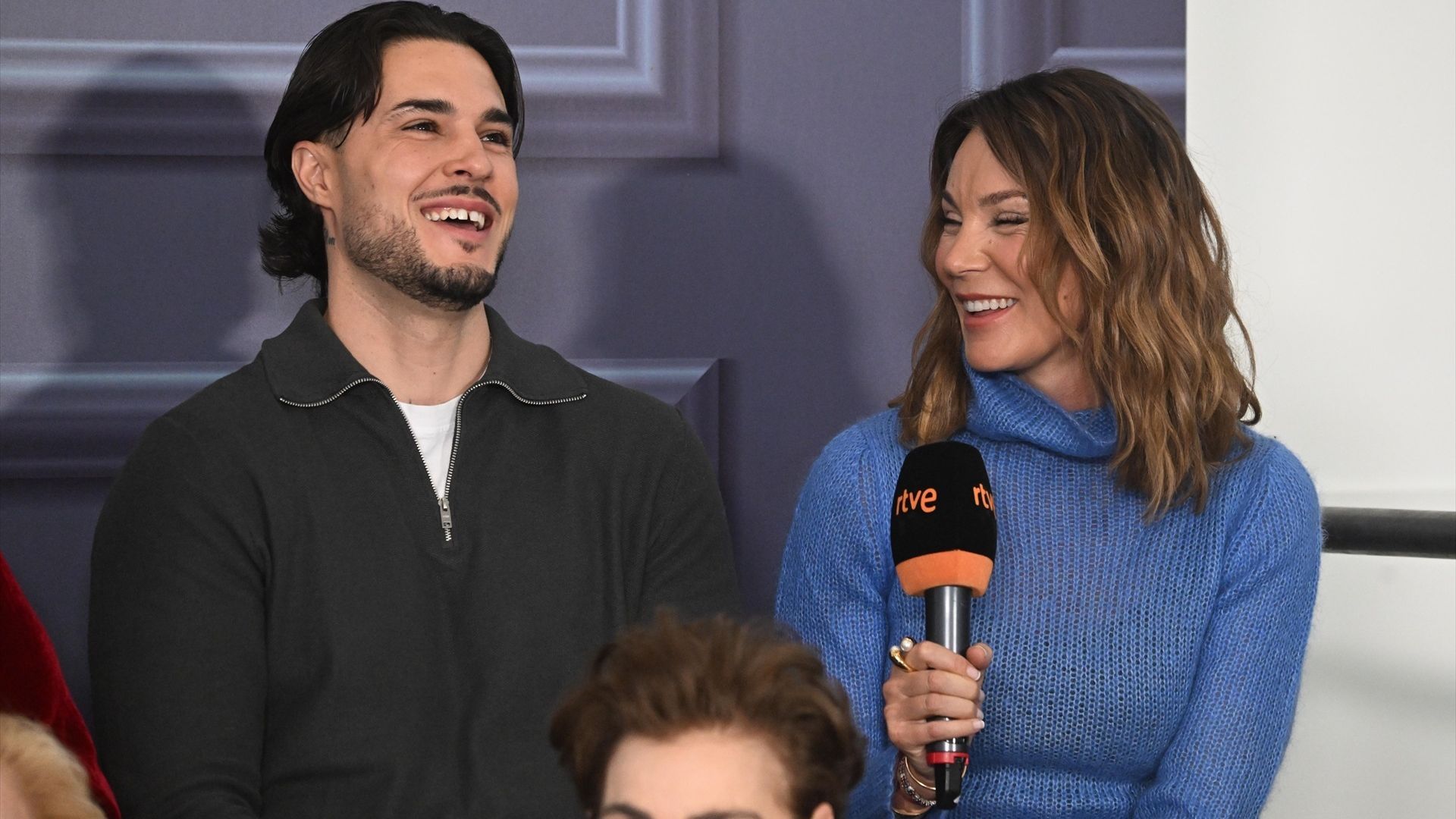 Carlo Costanzia y Mar Flores, cómplices durante una imagen reciente
