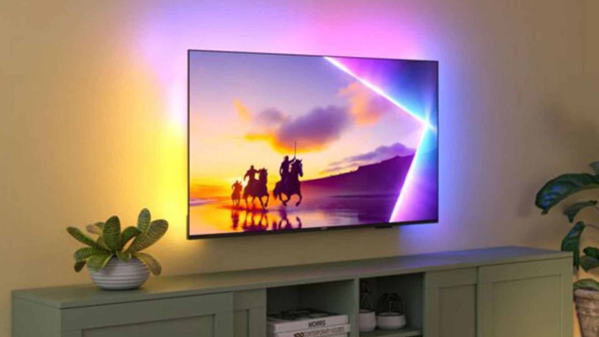 Convierte tu salón en un cine con esta Smart TV Philips de 55" con Ambilight: no has visto nada igual