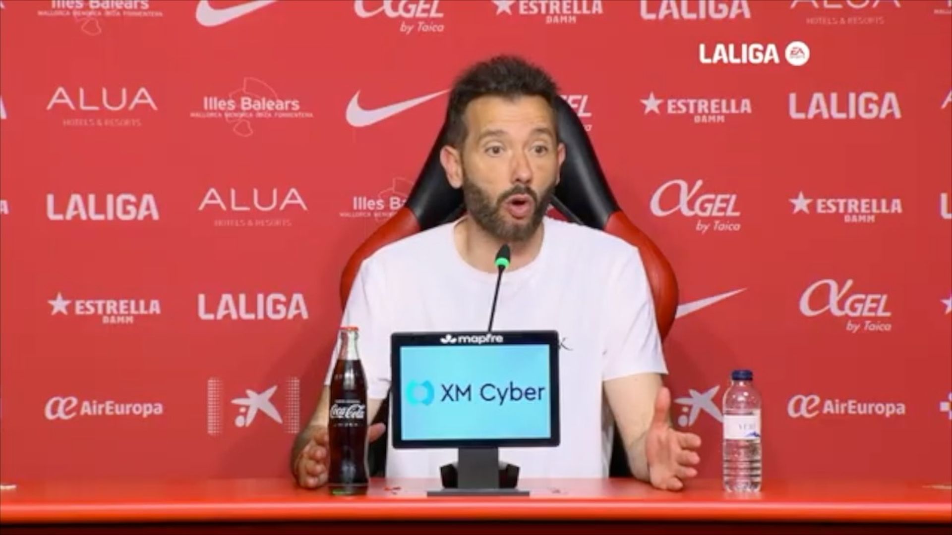 Corberán critica el penalti sobre Gayà