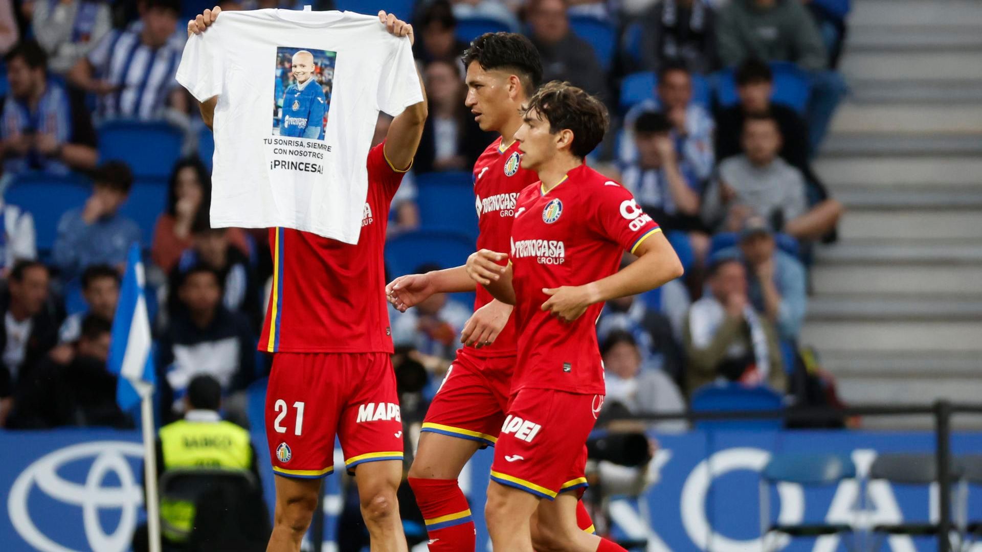 Dedicatoria del Getafe a María Caamaño