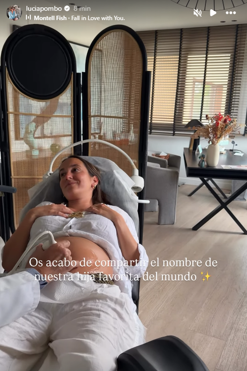 Lucía Pombo anuncia que ha compartido el nombre de su hija
