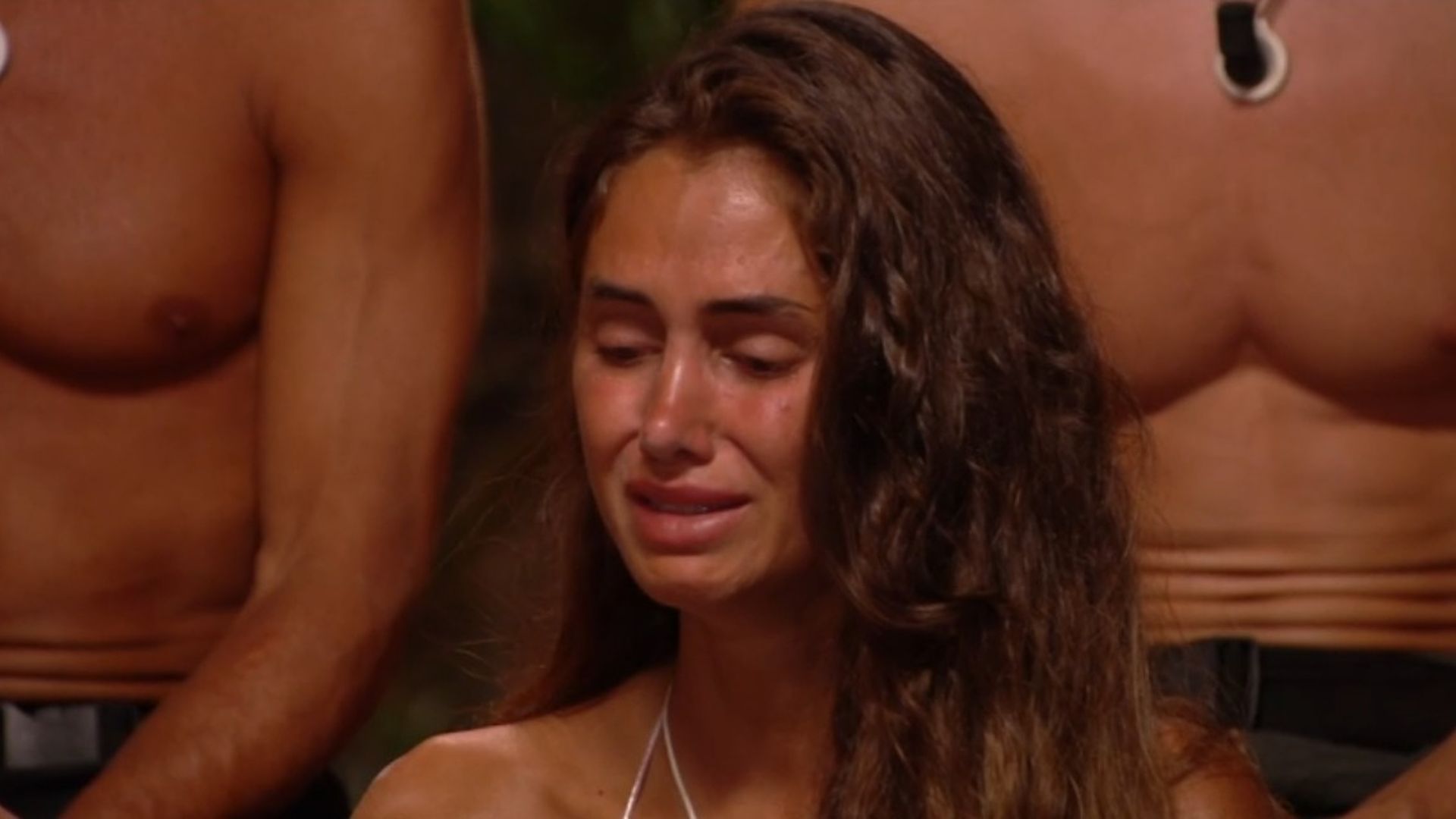 Maica, destrozada y con el corazón dividido tras el encontronazo más tenso entre Gerard y Claudia: "Tengo un nudo aquí"