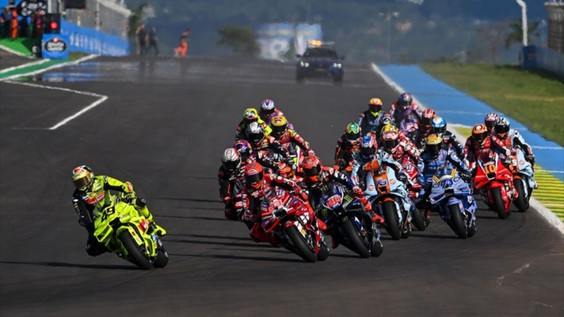 Salida de MotoGP en el GP de Brasil