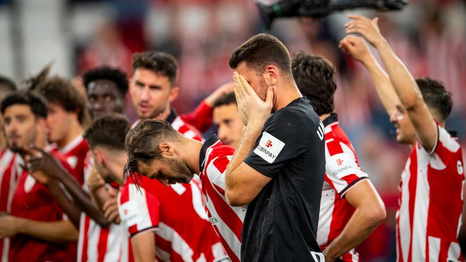 Unai Simón fue el héroe y MVP ante Osasuna en San Mamés
