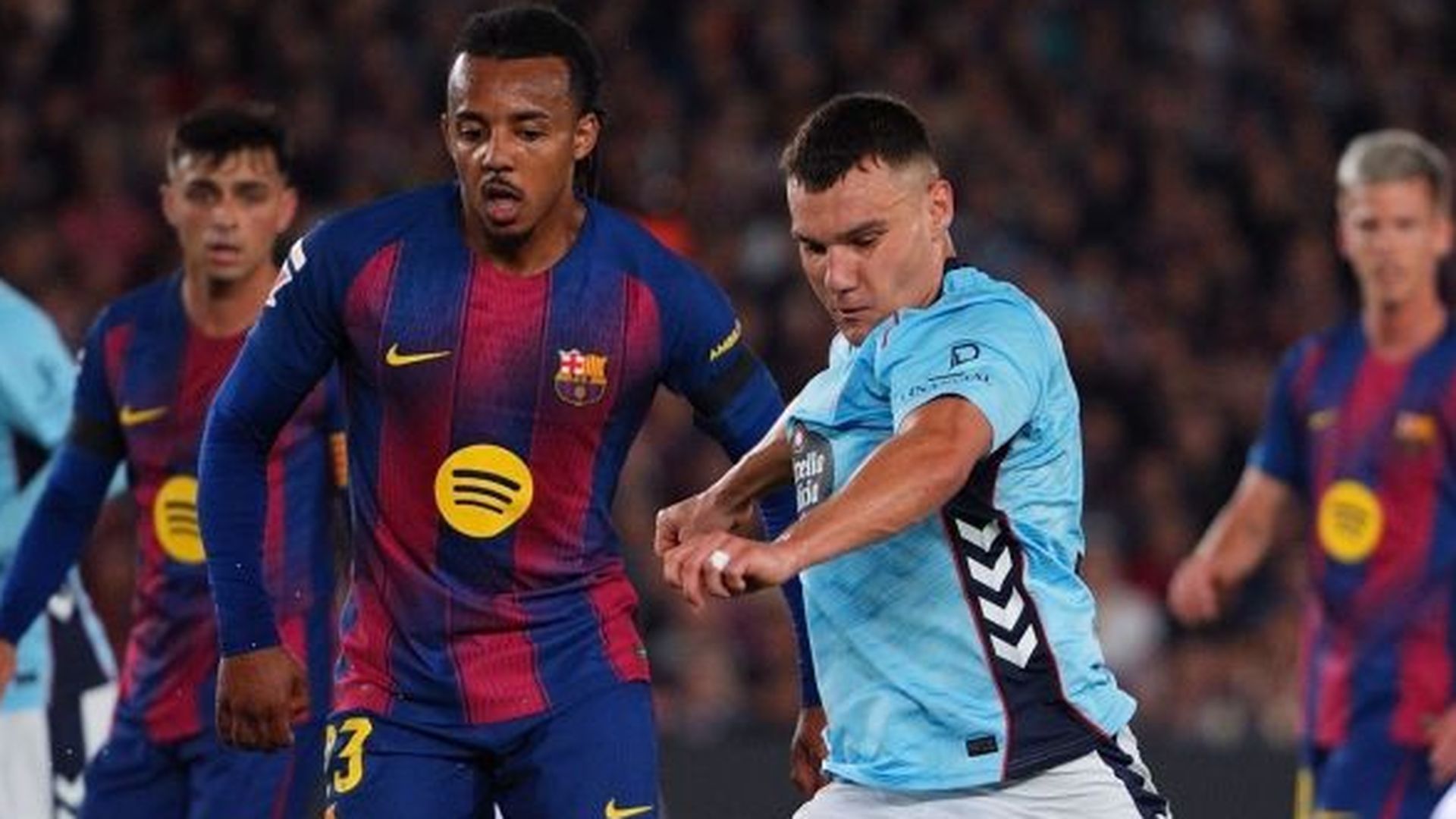 Ferran Jutglà en el Camp Nou