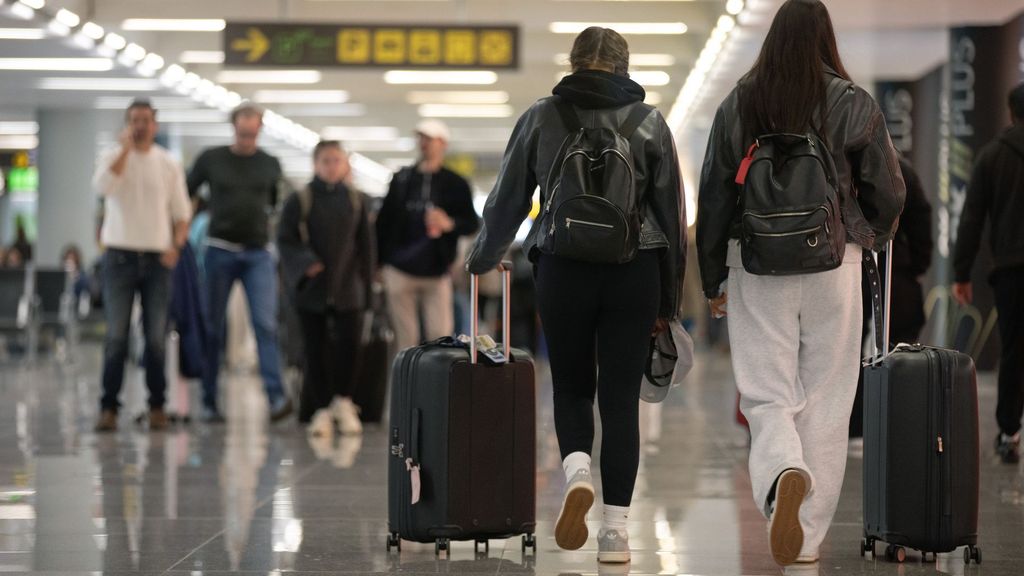 La guerra de Irán dispara las expectativas del turismo en España que crece sin parar, a pesar de la fuerte subida de precios