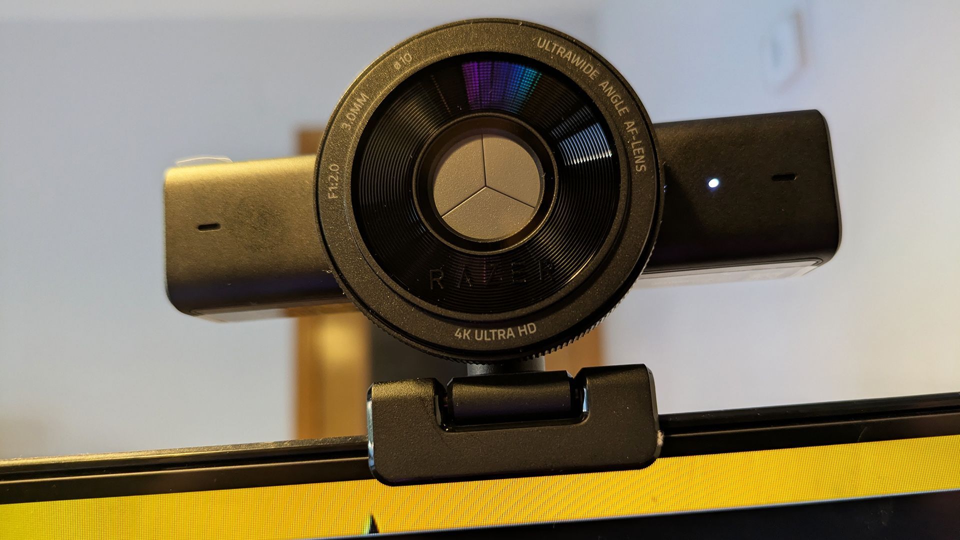 El obturador de privacidad de la Kiyo V2