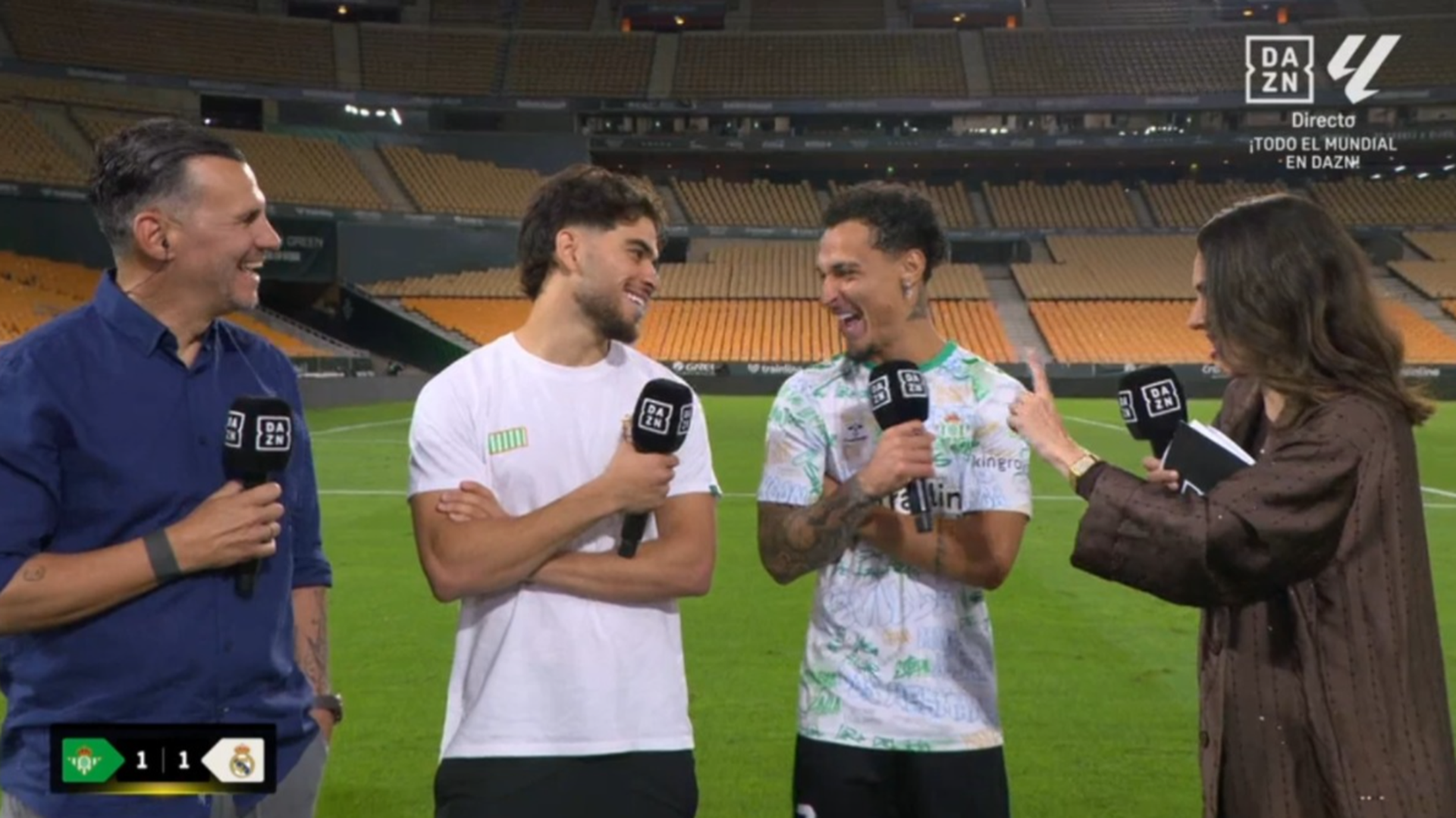 Abde y Antony, bromeando