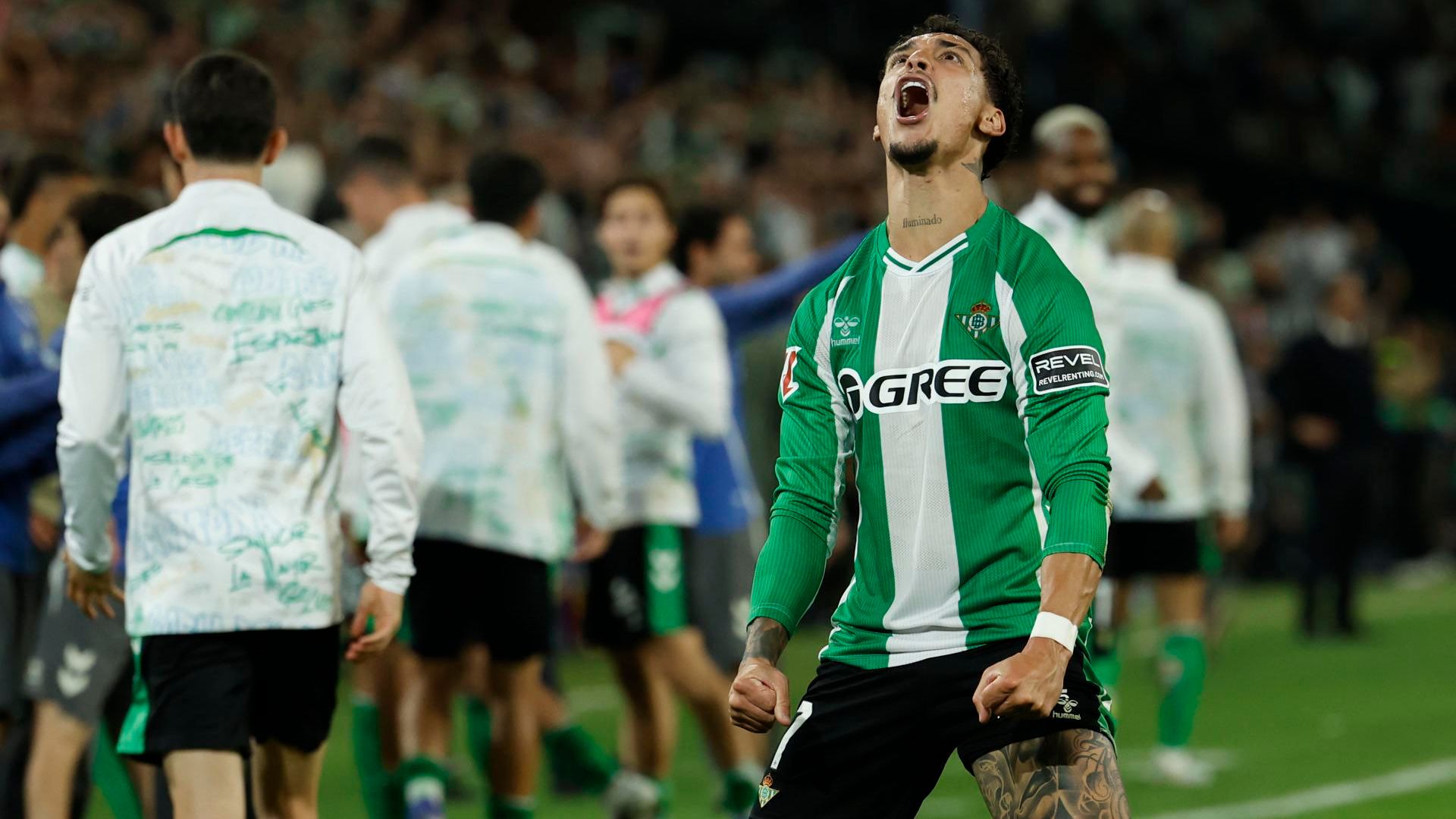 Antony, celebrando el gol de Bellerín ante el Real Madrid