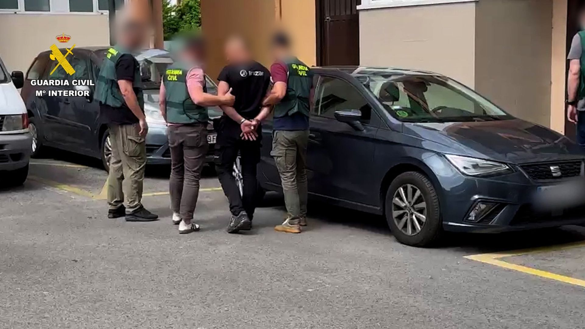 Detenido un aficionado de la Real Sociedad por intentar sacar de la carretera a fans colchoneros