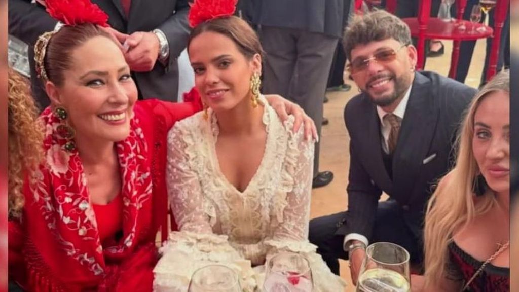 Exclusiva | La imagen de la reconciliación de Rocío Flores y Gloria Camila