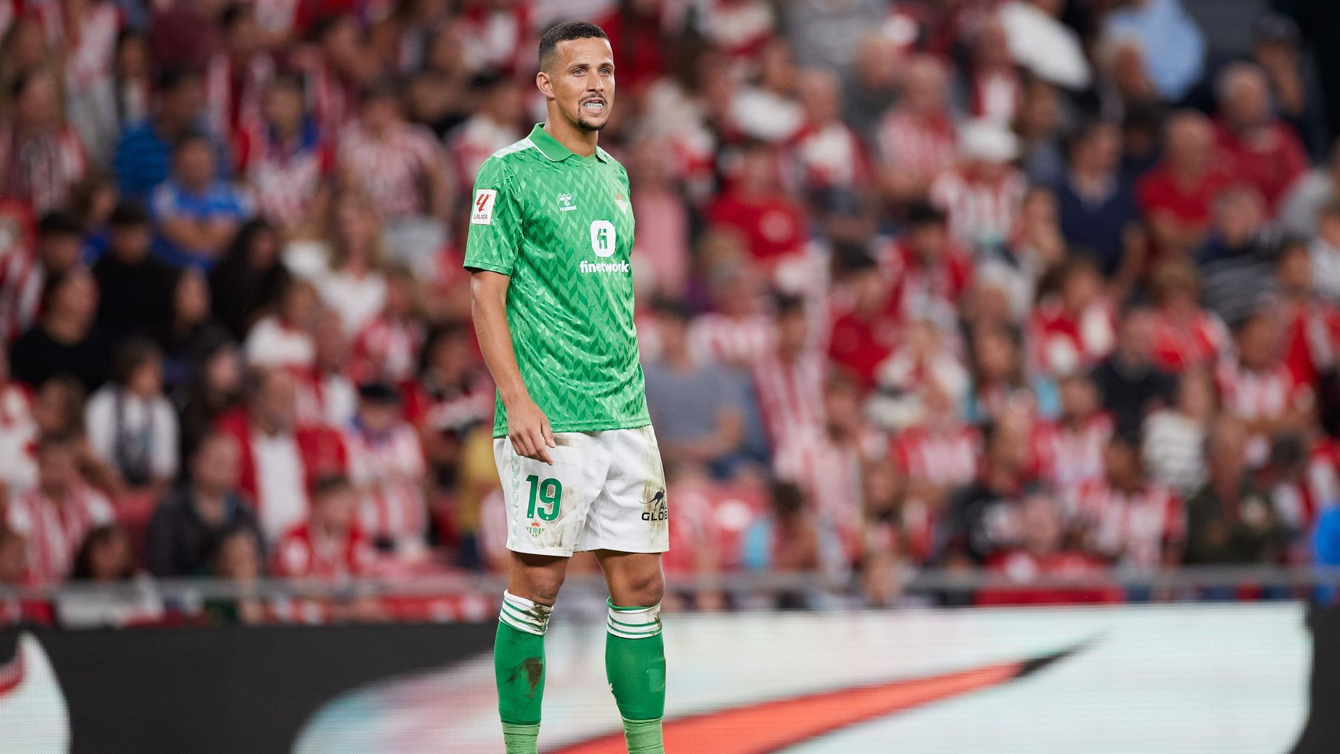 Luiz Felipe jugando en el Real Betis