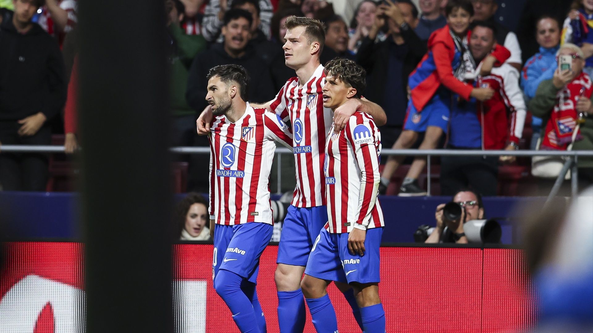 Celebración del Atlético ante el Athletic tras un gol de Sorloth