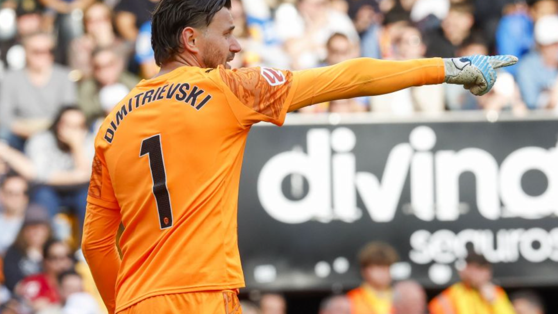 Dimitrievski señala en Mestalla