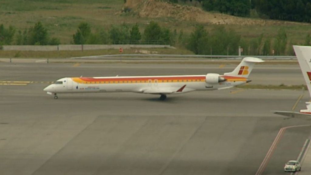 El impacto de la guerra en Oriente Medio afecta directamente a las aerolíneas: subidas de precios y hasta cancelaciones