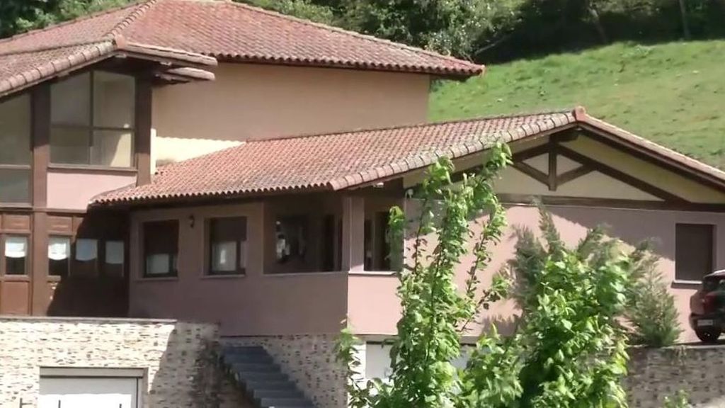 Encuentran a un matrimonio tiroteado en su cama en Lena, Asturias: el hombre fallece y la mujer, inicialmente dada por muerta, sigue con vida