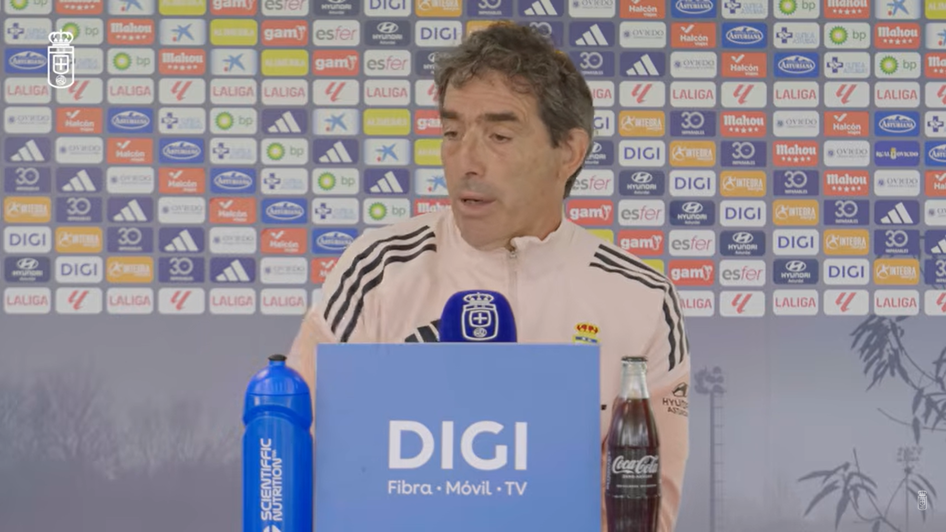 Guillermo Almada, en rueda de prensa