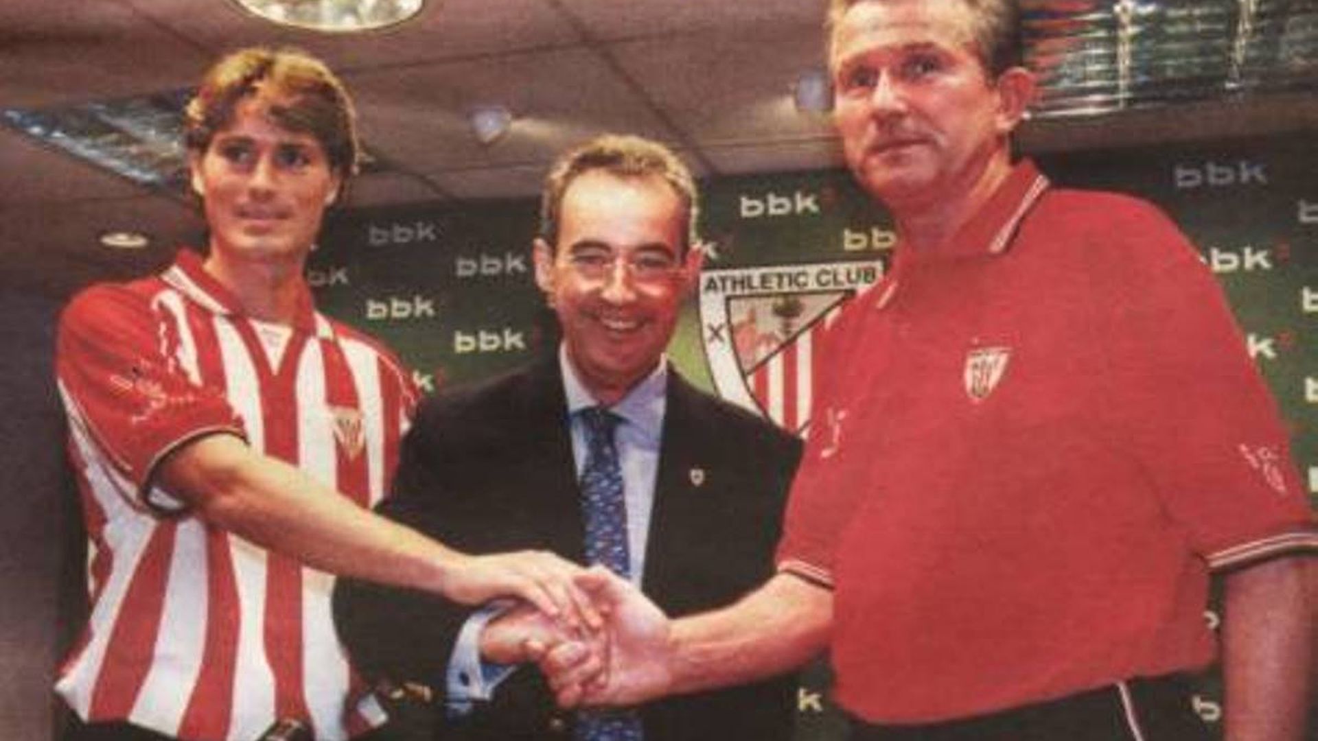Julen Guerrero con Javier Uría y Jupp Heynckes