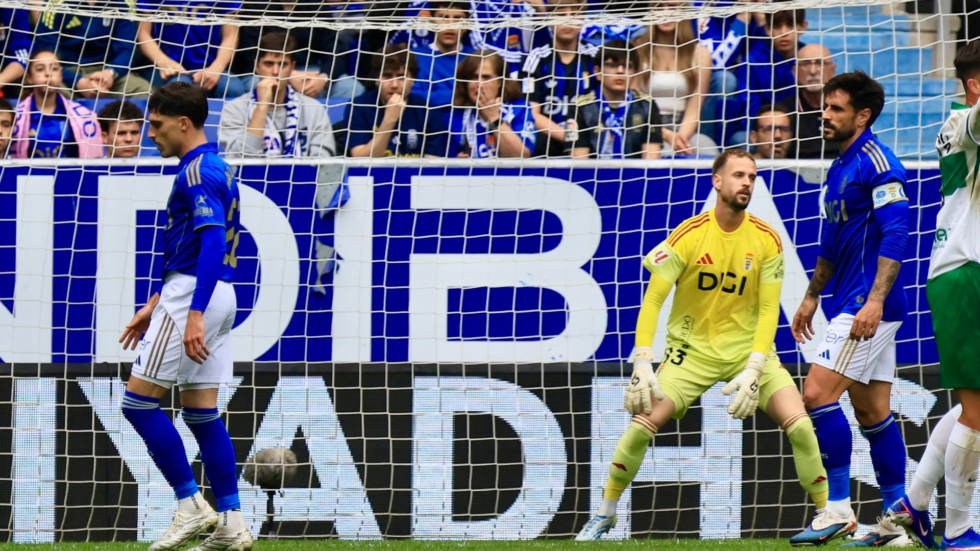 Aarón Escandell, en el Real Oviedo-Elche