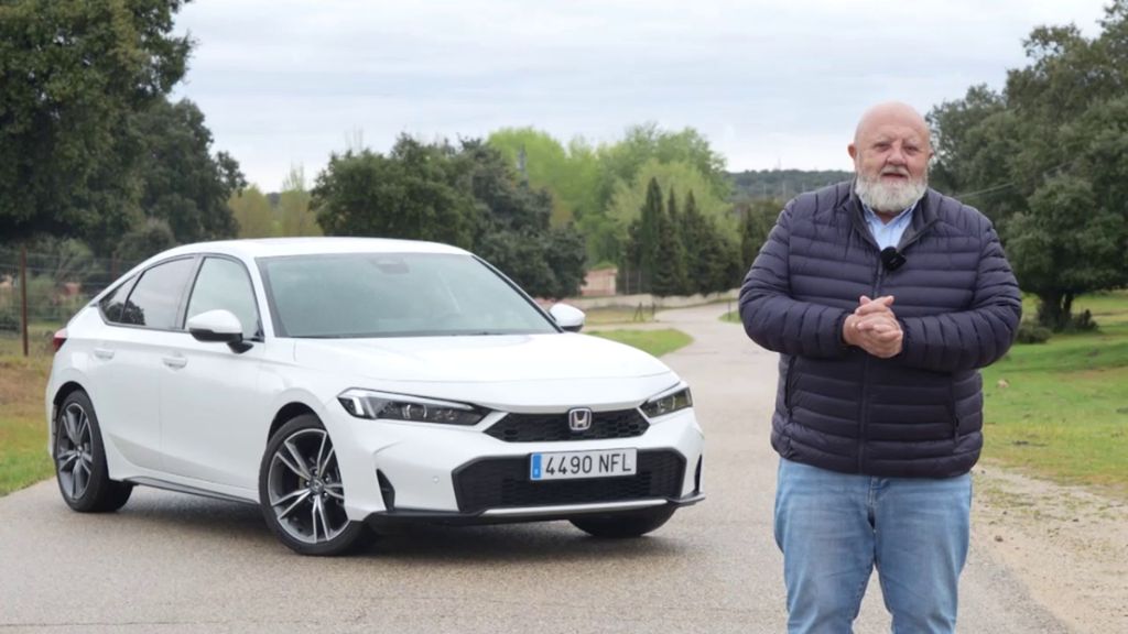 Gonzalo Serrano y el Honda Civic Hybrid: equilibrio entre eficiencia, diseño y confort desde 30.700 euros
