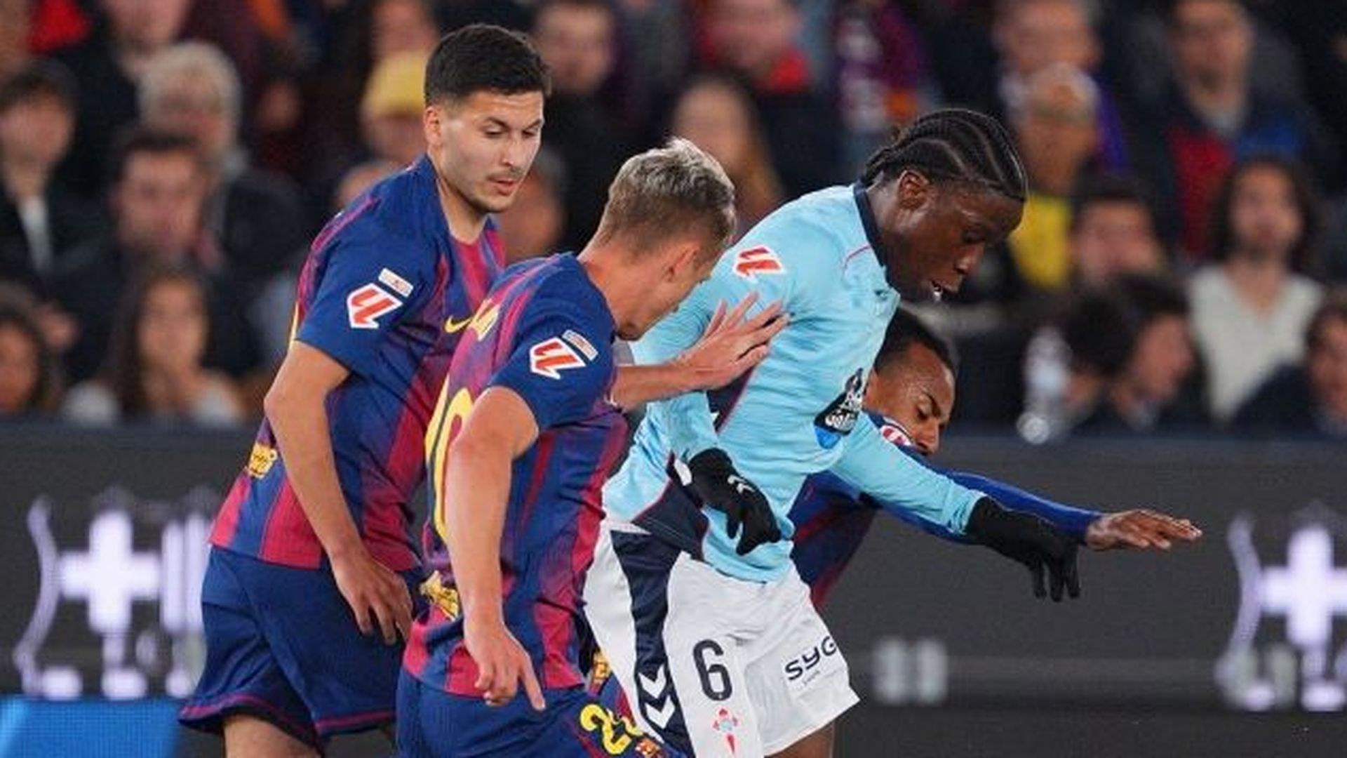 Ilaix Moriba en el Camp Nou