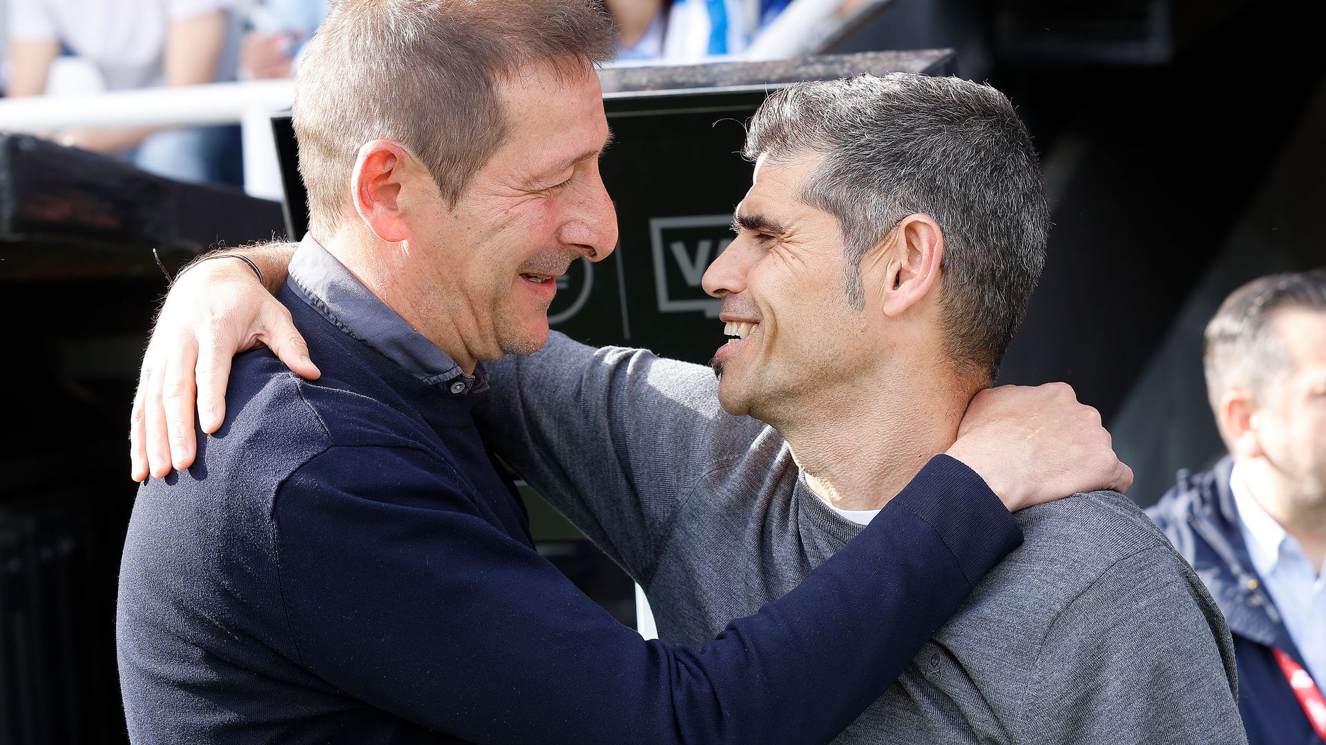 Ramis y Antonio Hidalgo se saludan antes del Burgos - Dépor.