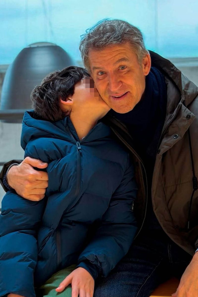 Alberto Núñez Feijóo y su hijo, Alberto, en una imagen publicada hace unas semanas