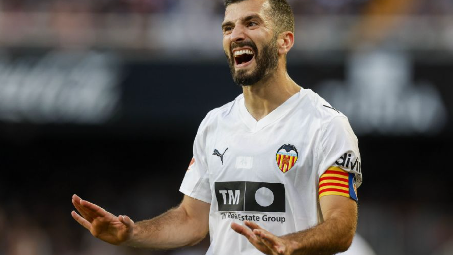 Gayà en Mestalla ante el Girona