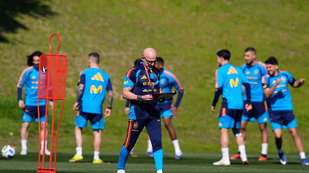 Nacho Donado pide a Luis de la Fuente esperar a los lesionados: "Se lo han ganado"