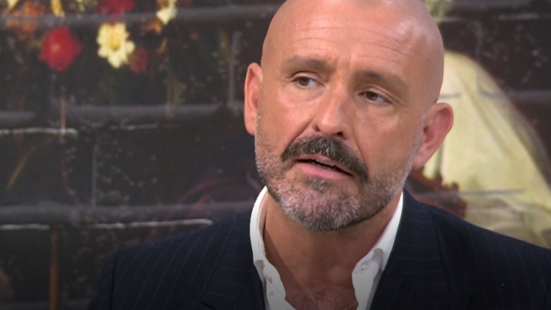 De la política a las letras: el viaje intelectual de Jaime de los Santos al corazón de Caravaggio y Pasolini