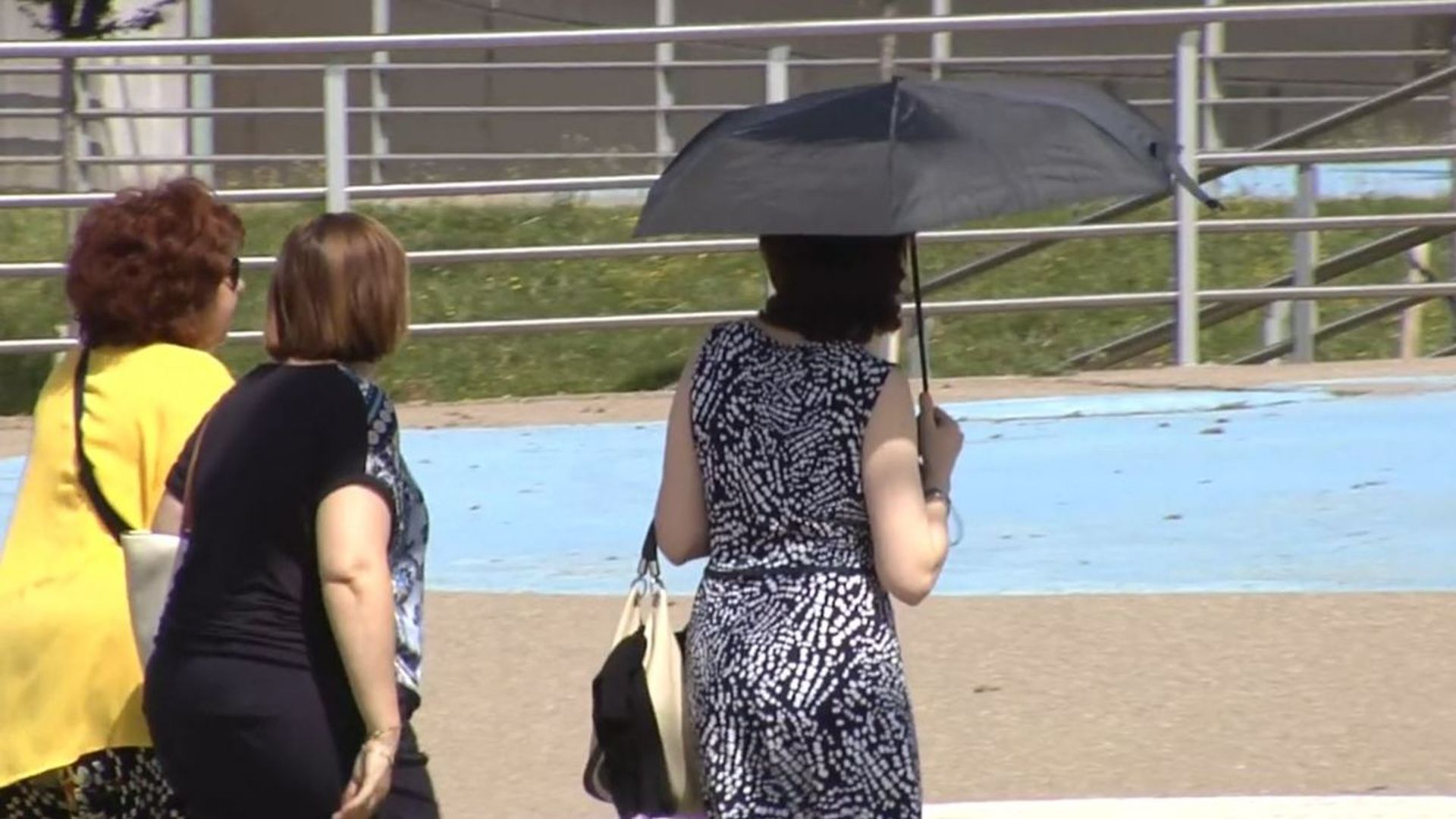 El calor no da tregua: la primera ola de calor del verano asfixia al país