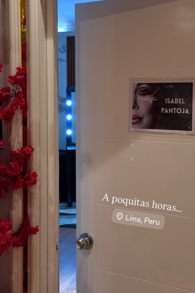La foto de su camerino que ha compartido Isabel Pantoja