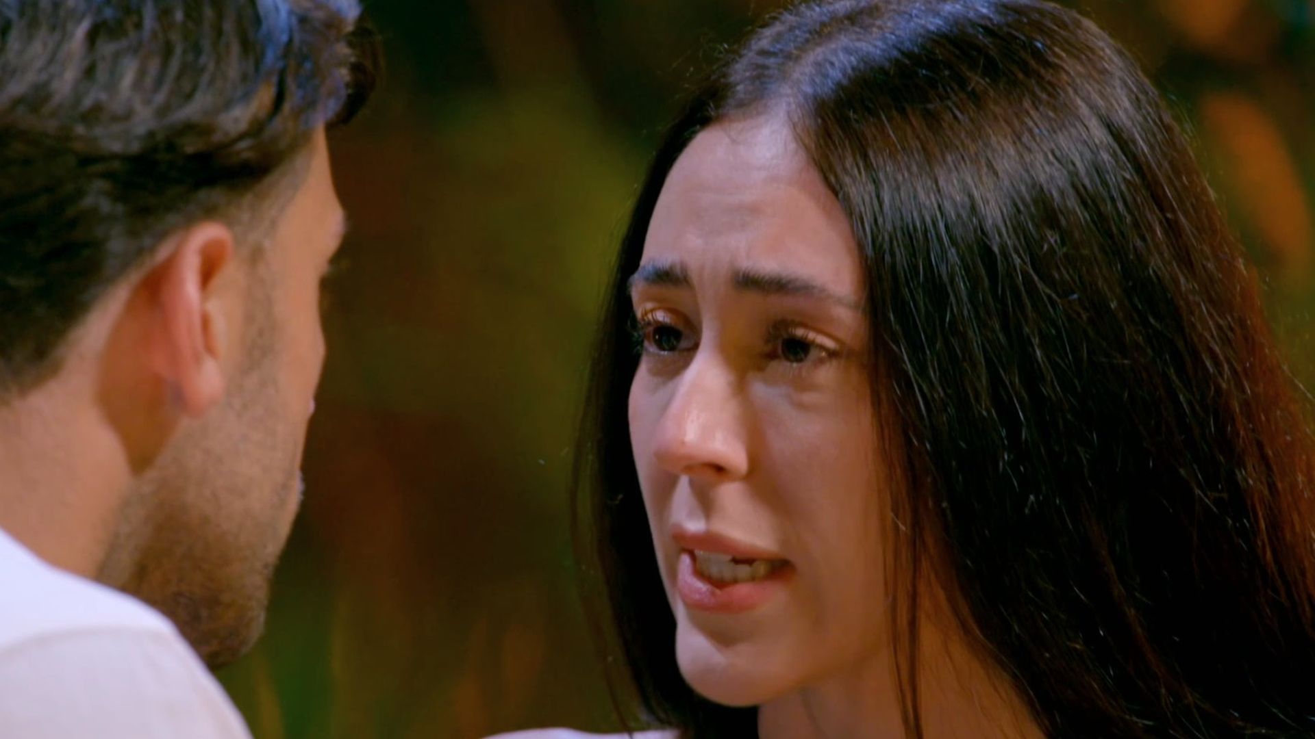 Las lágrimas de Julia en su cara a cara con Luis: “Estás siendo injusto”