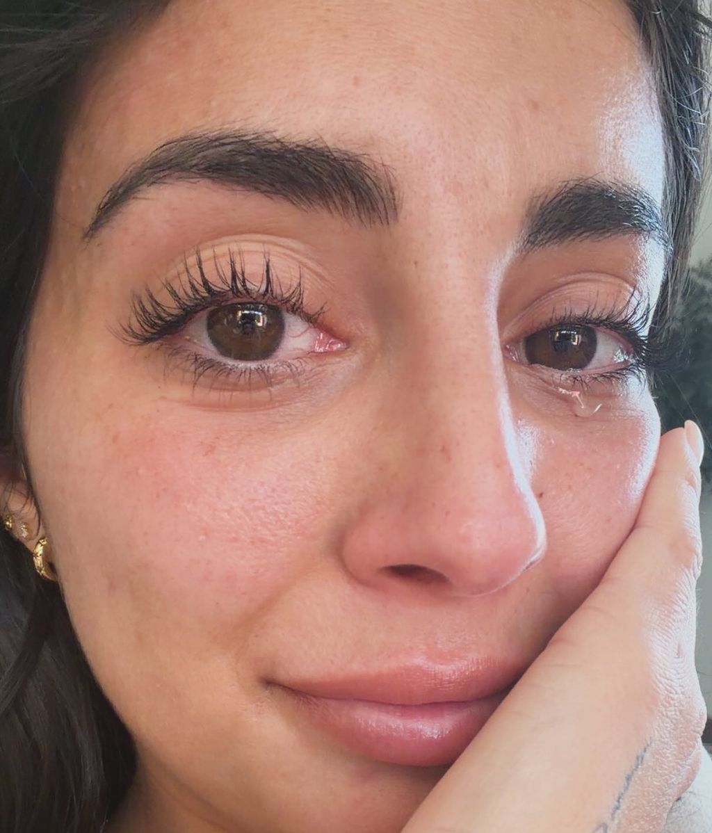 Marieta, llorando por su boda