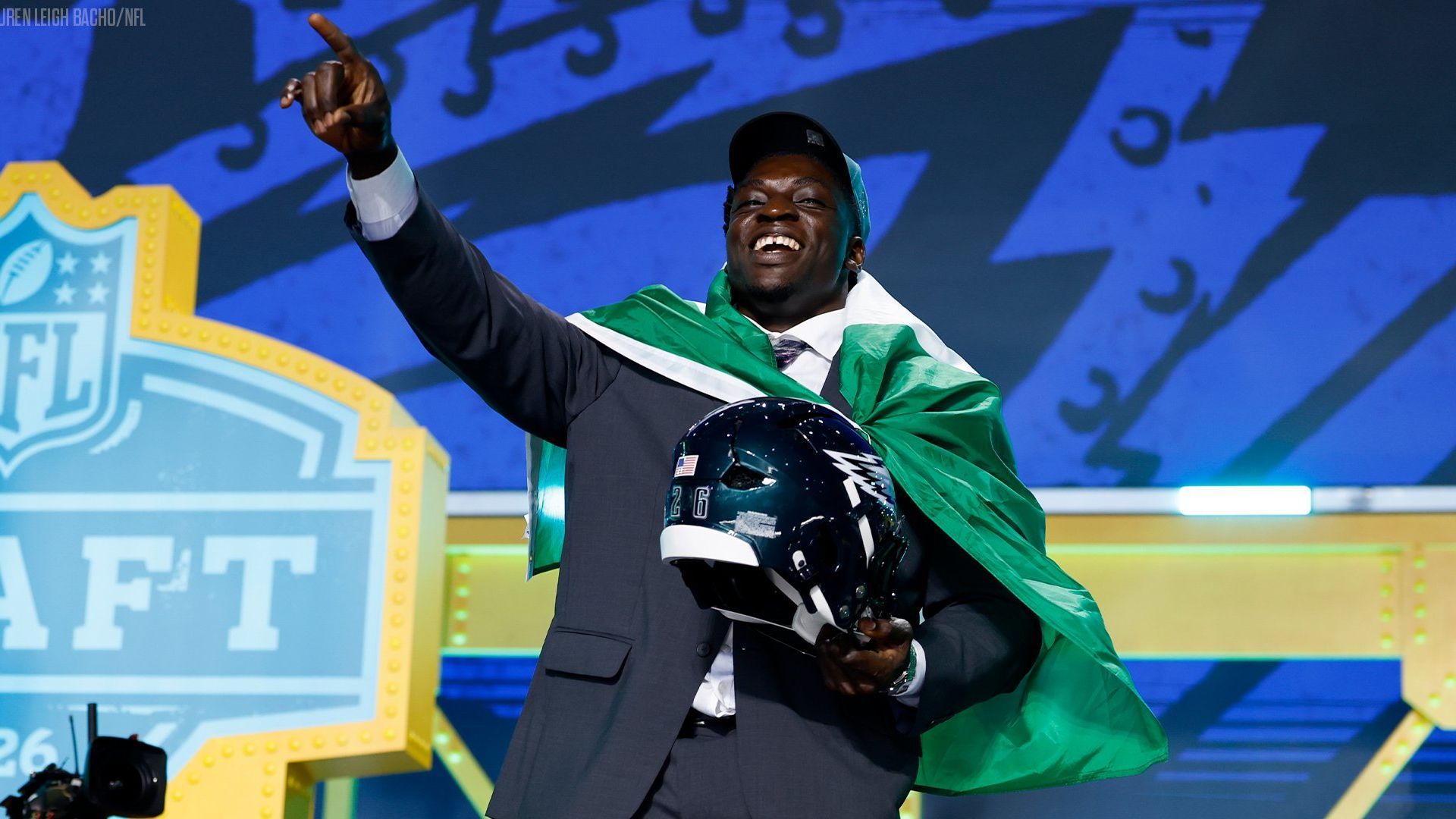 Uar Bernard, el tackle defensive de los Eagles en la NFL