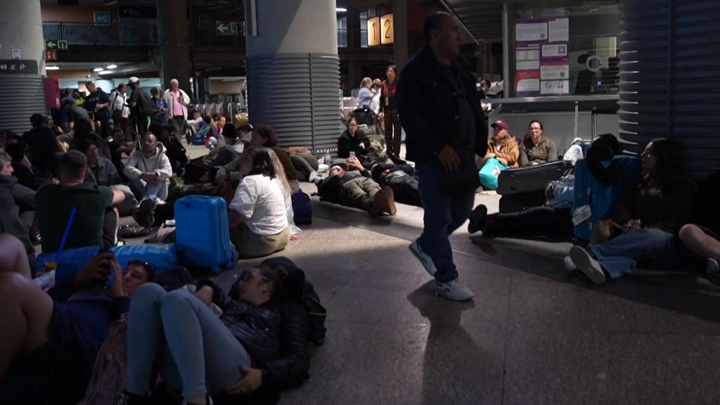 Un año desde el gran apagón: aumenta la demanda de productos básicos para situaciones de emergencia