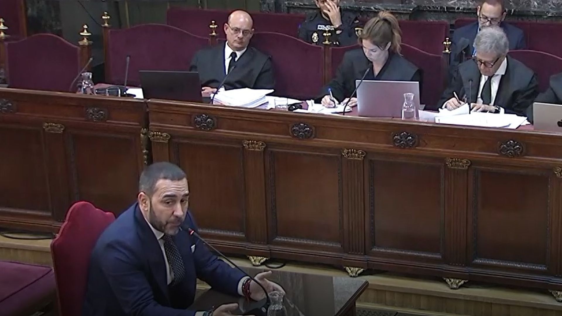 Aldama acusa de financiación ilegal al PSOE