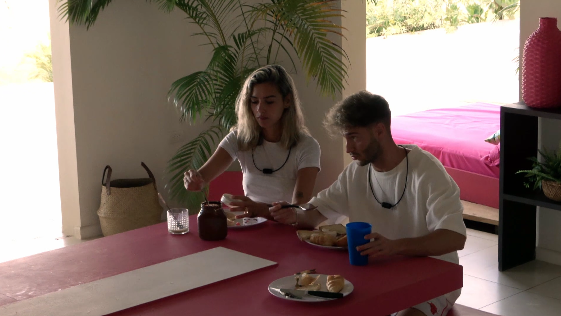 La conversación de Leila y David por la mañana tras besarse: “¿Estás bien?”