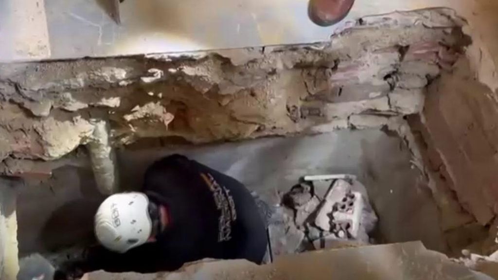 El cadáver de Jesús Tavira estaba en descomposición a dos metros bajo tierra, tenía heridas de arma blanca y llevaba una medalla