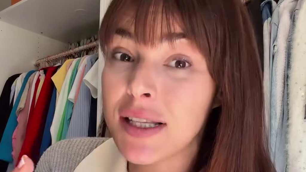 Marta Peñate y Tony Spìna abren las puertas de su chalé de dos plantas