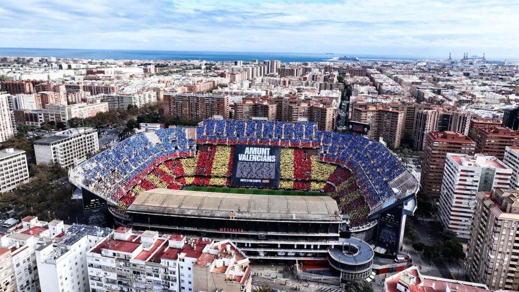 Canción Voces de Valencia en Mestalla
