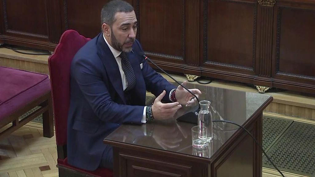 Víctor de Aldama tira de la manta en su declaración en el Supremo y apunta a una organización criminal con Sánchez "que lo sabía todo"