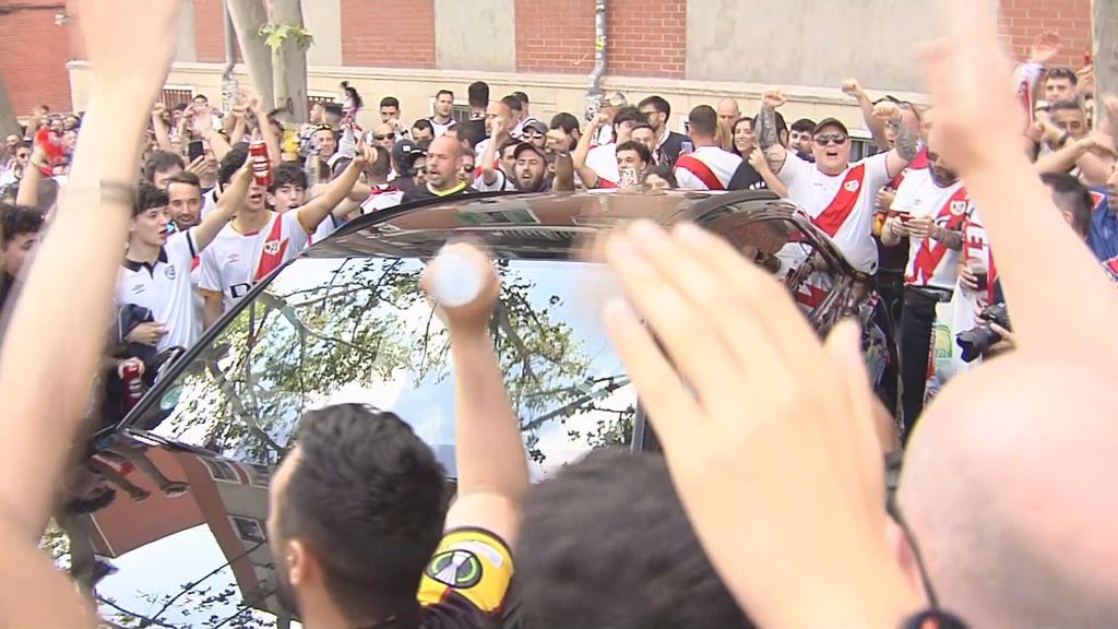 Llegada de los jugadores del Rayo