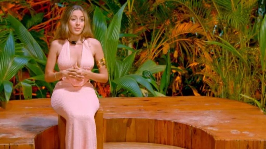 Avance exclusivo: la reacción de Ainhoa al saber que Álex ha hecho las maletas para abandonar ‘La isla de las tentaciones 10’ sin consultárselo