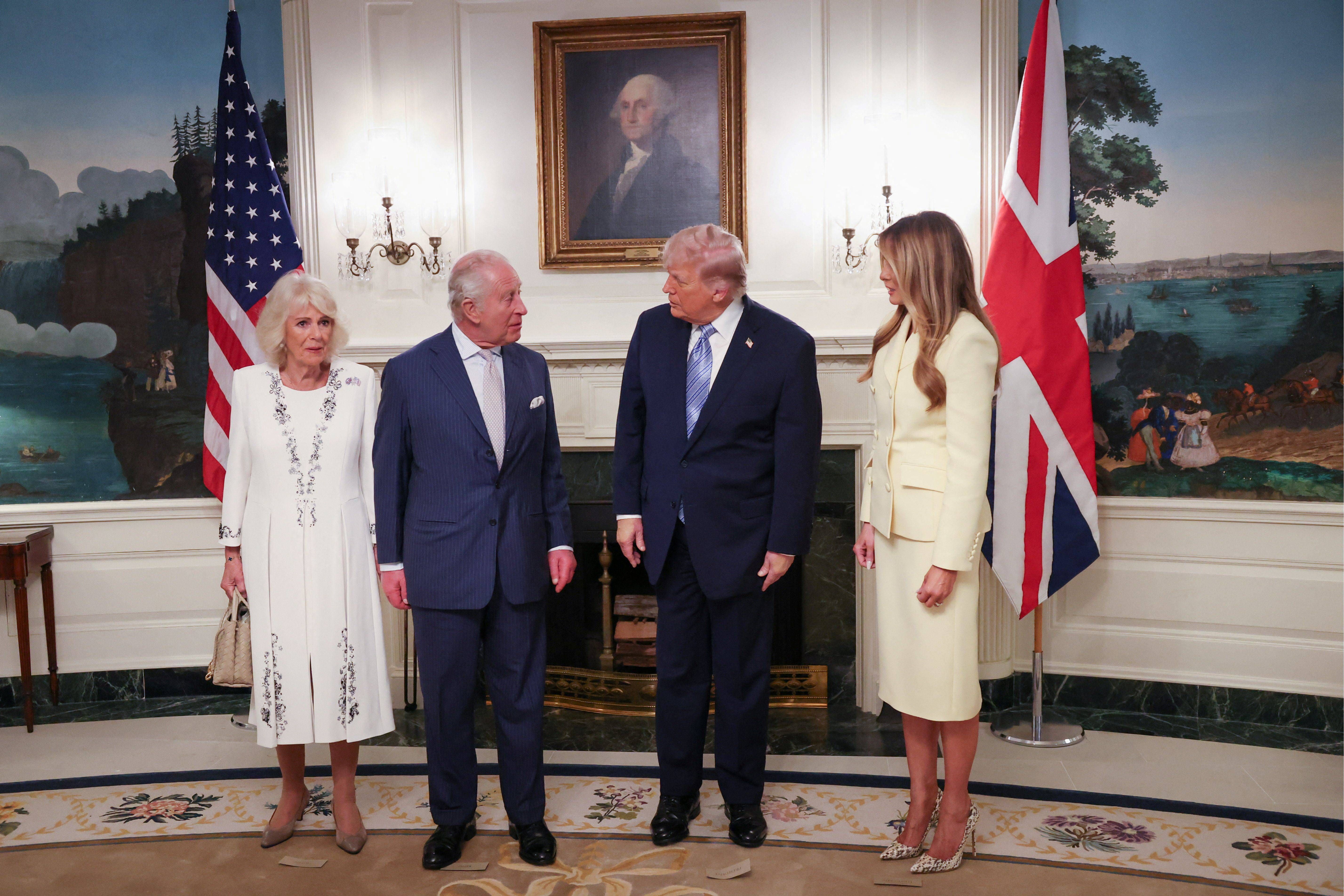 Camila y Carlos III en la Casa Blanca junto a Donald y Melania