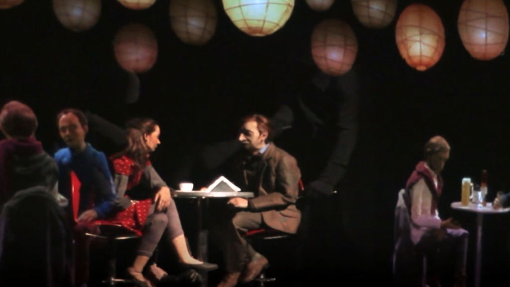 La tiranía de la belleza, llevada a escena en un teatro: ‘Feos’ es una obra pone el foco en el rechazo por la apariencia