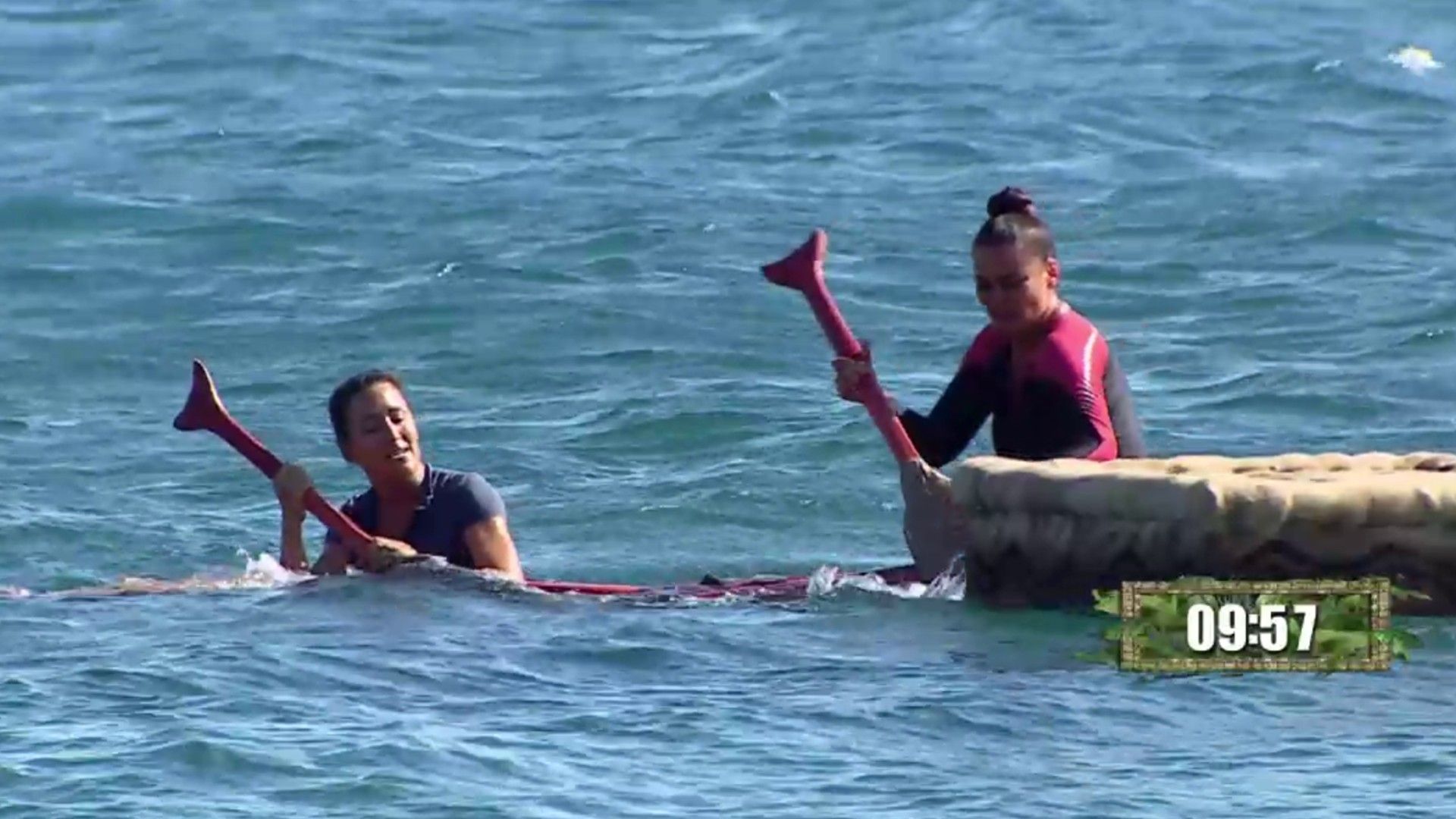 El cómico momento de Marisa Jara y Nagore Robles en el juego de localización al más puro estilo 'Titanic': 