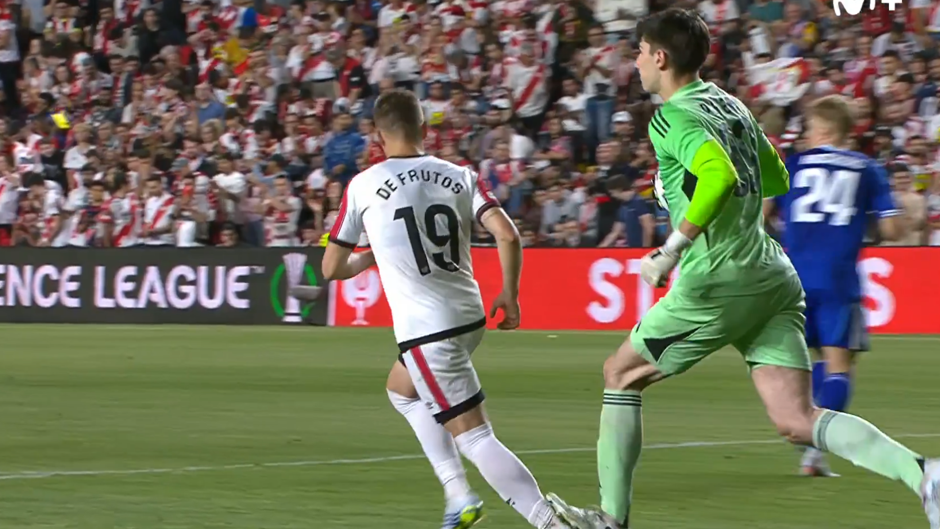 La acción del penalti a De Frutos