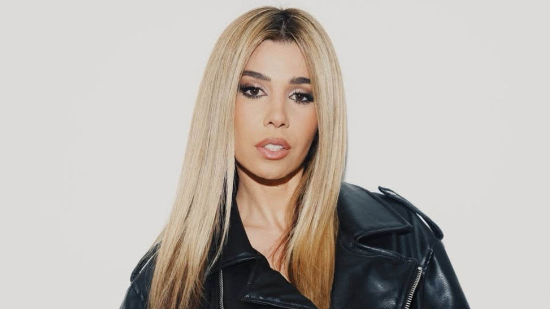 Natalia triunfa con su nuevo single, 'Saliva'